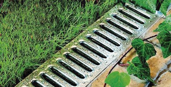 Drensrenne 1 meter, m/galvanisert rist, fra Aaltvedt