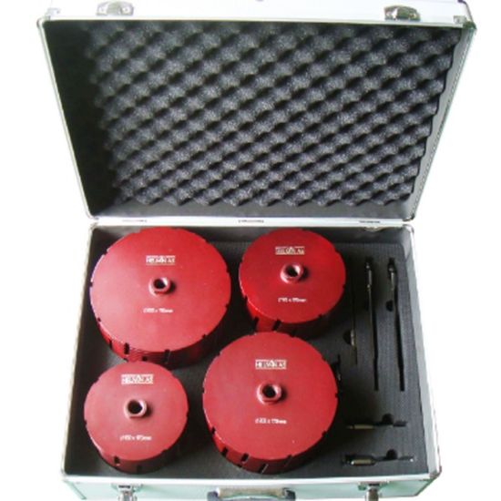 Pipebor sett, med koffert, inneholder 4 stk. bor ø150 - 220 mm samt deler