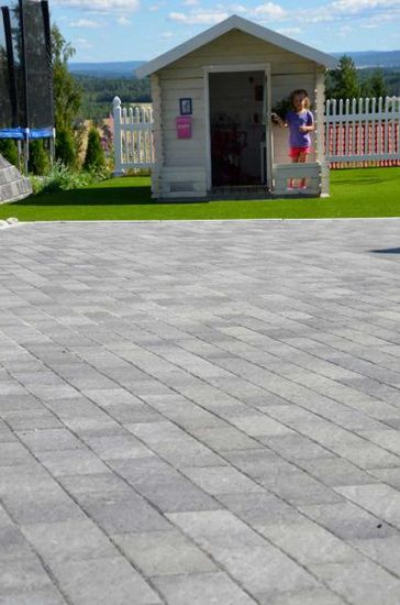 Relieff 1/2 stein beleggningsstein, 10 x 13,5 x 6 cm, Gråmix, fra Asak