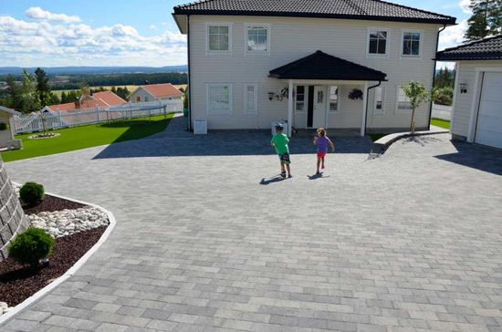 Relieff 1/2 stein beleggningsstein, 10 x 13,5 x 6 cm, Gråmix, fra Asak