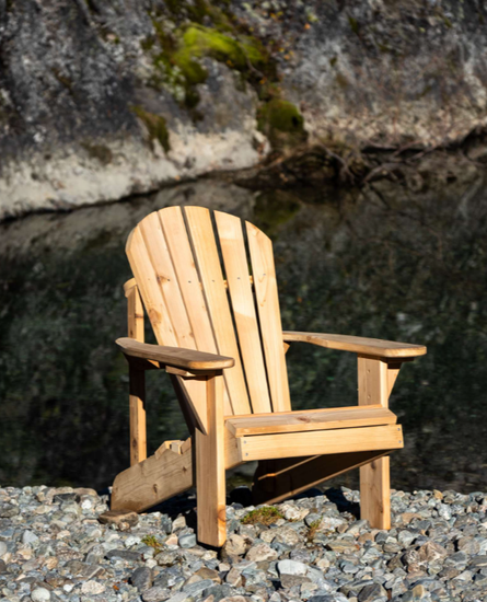 Caribou Lodge hagestol, Cedertre