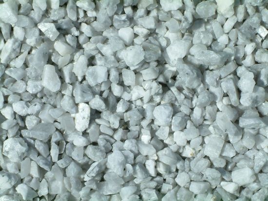 Dekorstein, hvit, knust, fraksjon 8-12 mm, 20 kg, fra Aaltvedt