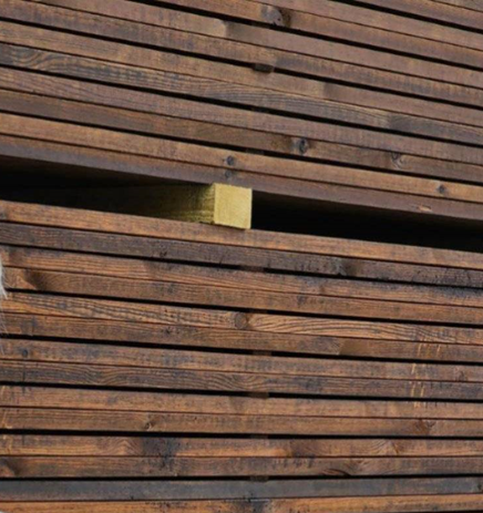 Furu, 28 x 145 mm terrassebord, glatt,  Royal brun