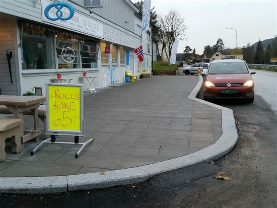 Gangbaneheller, Børstet overflate, 60 x 60 x 10 cm, Grå, fra Aaltvedt