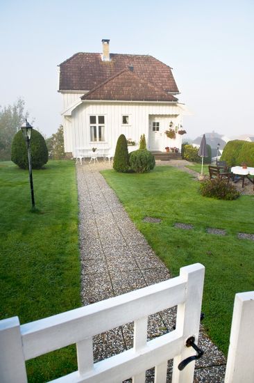 Helle m/ naturstein singel, naturfarge, Cavazzo, 40 x 40 x 3,5 cm, fra Aaltvedt