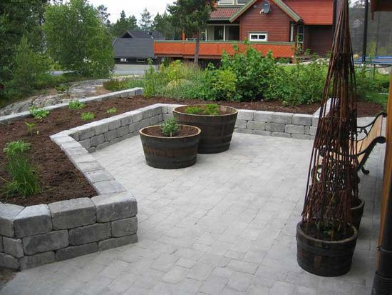 Mur Herregård, 27 x 20 x 13,5 cm. Gråmix, fra Asak