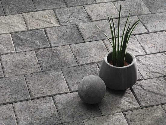 Relieff belegningsstein, 20 x 13,5 x 6 cm, Gråmix, fra Asak