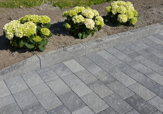 Kantstein Relieff, 50 x 10 x 18,5 cm, Gråmix, fra Asak