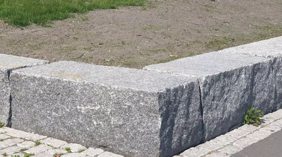 Granittblokk Larvikblokka Urban 50x50