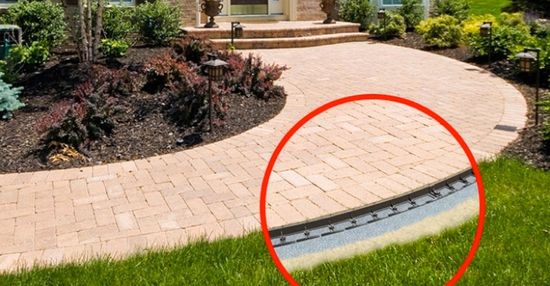 Kantavslutning, kantsikring, Snap Edge Barrier (2-pk), 2 m lange, inkl. jordspiker, fra Asak